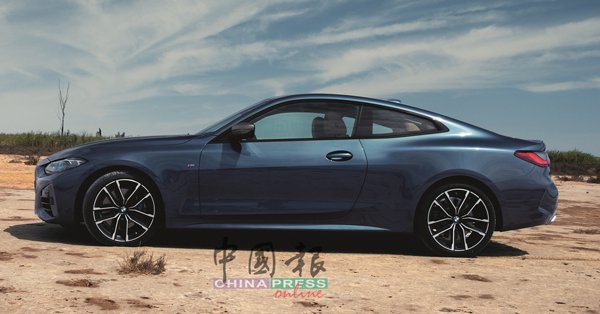 04The-All-New-BMW-430i-Coupe-M-Sport.jpg