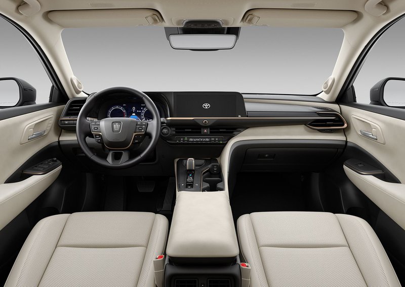 ▲大改款RAV4内装或比照Crown的新世代铺陈风格。图为2023 TOYOTA CROWN。