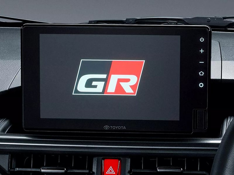 ▲8寸触控荧幕新增设有GR专属开机画面。