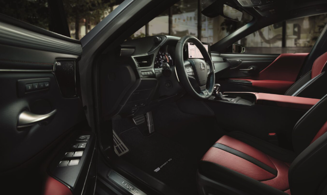 20240630 Lexus_Black Line Special Edition 2.png