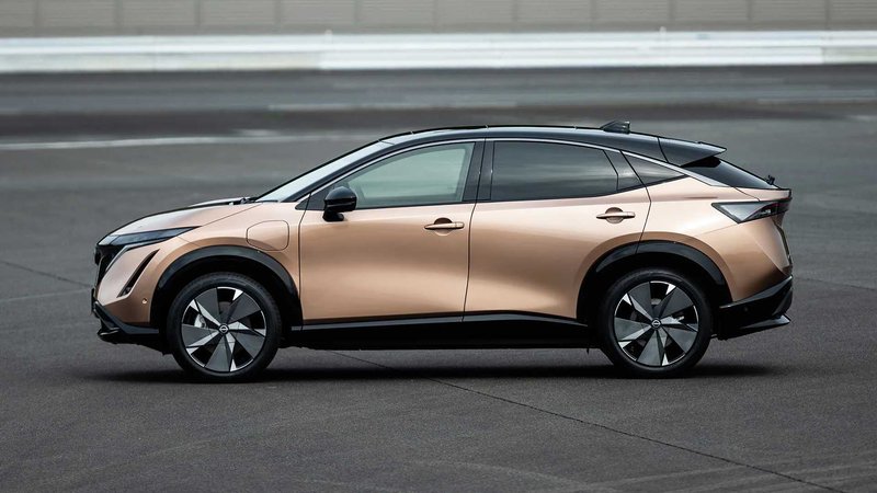▲NISSAN ARYIA拥有跑格线条及日式工艺设计。