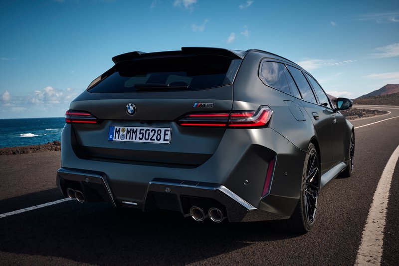 20240820 BMW M5 Touring 02.jpg