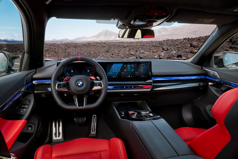 20240820 BMW M5 Touring 04.jpg