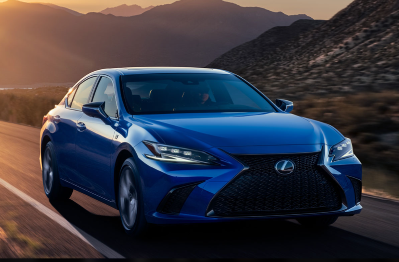 ▲LEXUS ES