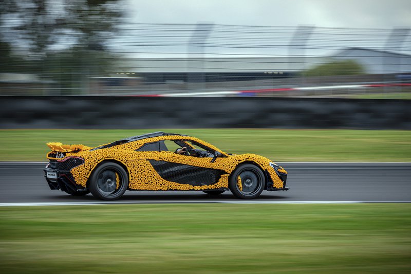 20240916 LEGO McLaren P1_05.jpeg