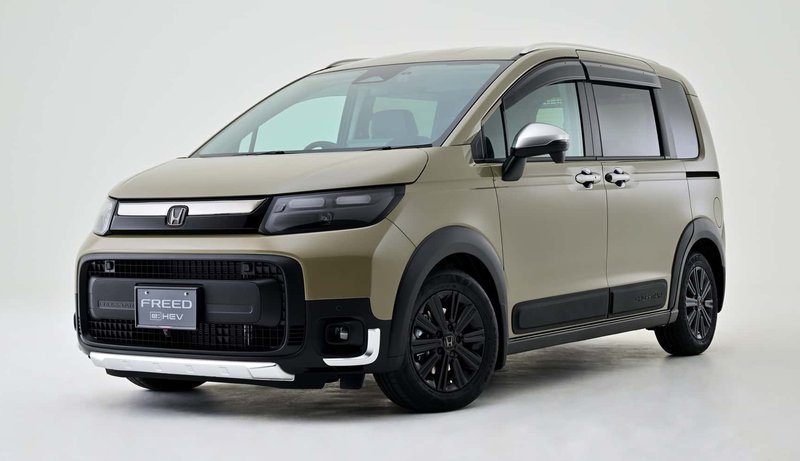 20240920 Honda  Freed 03.jpg