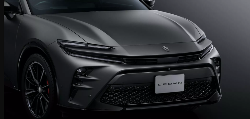 ▲Toyota Crown Sport 消光特仕版登场,仅有在日本 Crown 限定店铺贩售,售价约235,266令吉。