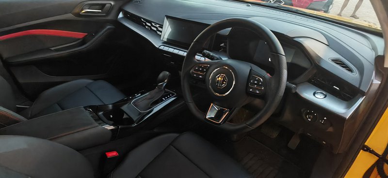 20241021_MG 5-PAnel.jpg