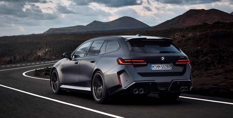 20241026 BMW-M5-Touring-03.jpg