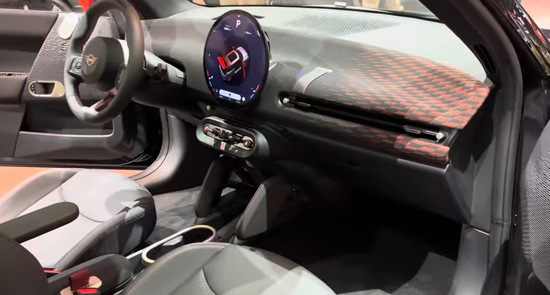 20241103-MINIJOHNCOOPERWORKS-3.png