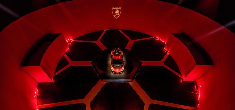 20241128-LAMBORGHINIREVUELTO-3.jpg