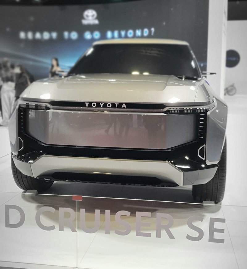 20241204_toyota land cruiser SE_01.jpg