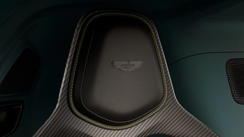 20241229 Aston Martin Valhalla 14.jpg