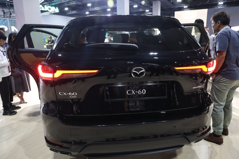 2024 MAZDA CX-60 02.jpeg