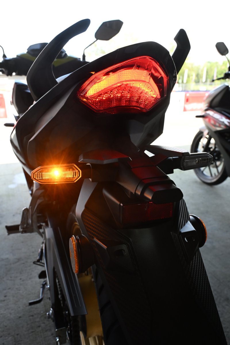 20250110_Honda RX-Tail light.jpg