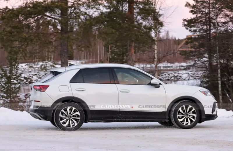 20250115_Volkswagen T-Roc (2).png