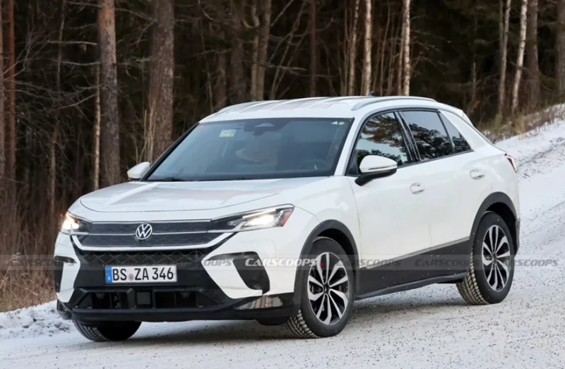 20250115_Volkswagen T-Roc (5).png