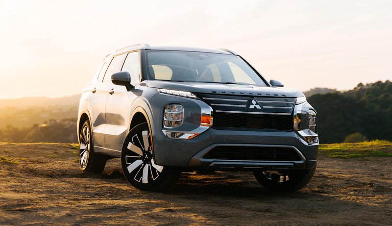 20250306 Mitsubishi Outlander 07A.jpg