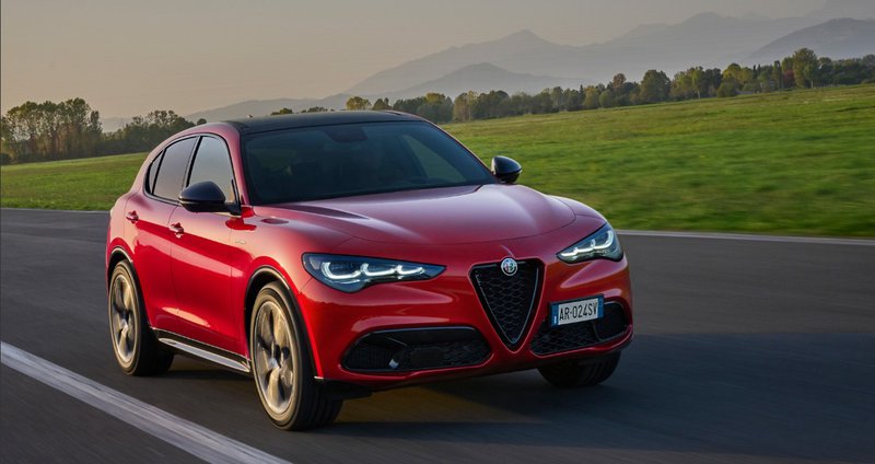 ▲Alfa Romeo 首款 SUV Stelvio 即将全面改款,毒蛇跑旅迎来新篇章。(图:Kolesa.ru)