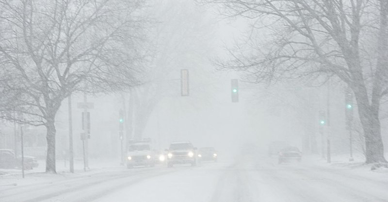 20250507_Tropical people drive in winter_2.jpg