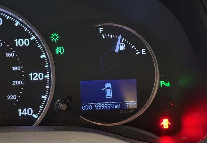 20250514_Lexus CT200h_01.jpg