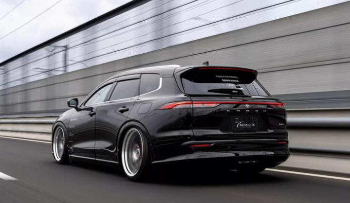 20250514_Toyota Crown Estate_ (2).png