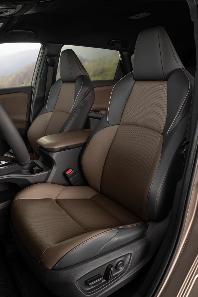 20250518_Toyota SUV _ (9).jpg
