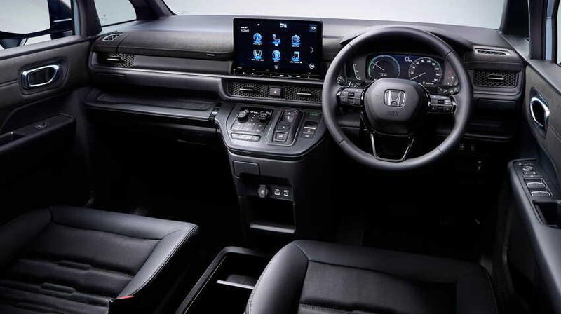 20250519_Honda Step WGN_08.jpeg