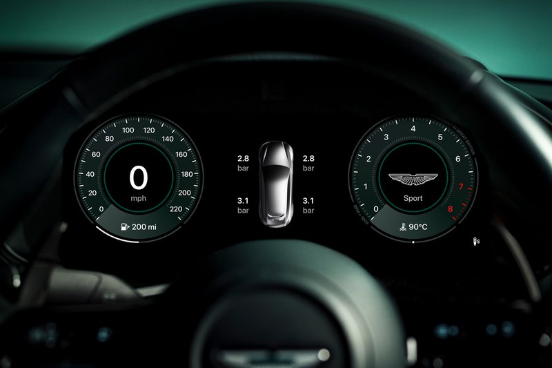 20250522 Apple Car Play Ultra Launche Aston Martin_05.jpg