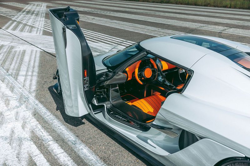 20250530-KOENIGSEGG- (1).jpg