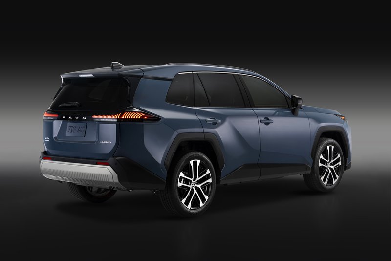▲Toyota RAV4 Limited Storm Cloud