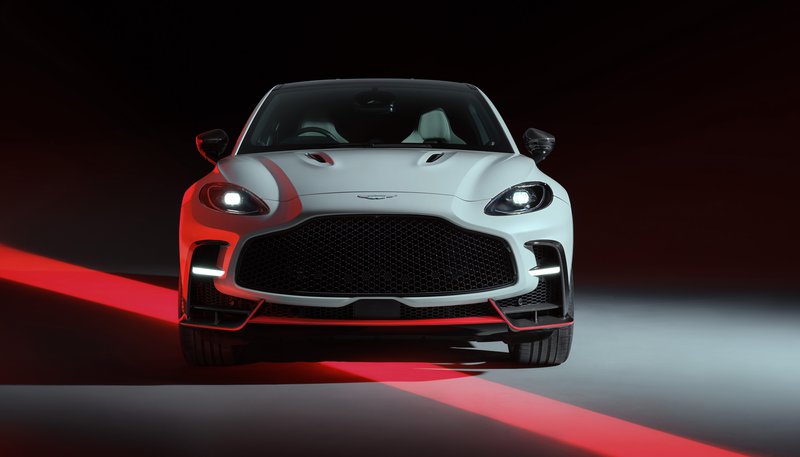 Aston_Martin_DBX_S_12.jpg