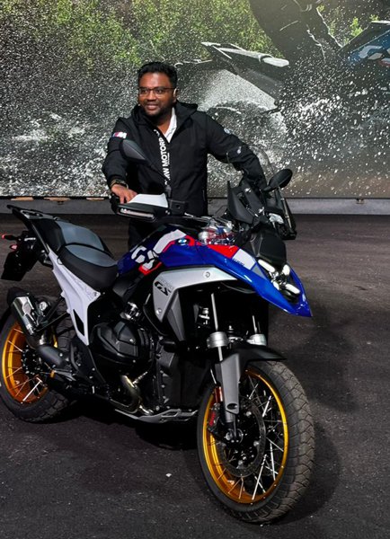 BMW-R1300gs-01.jpg