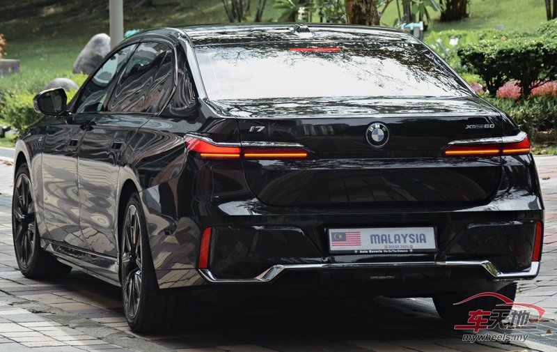 BMW-i7-ASEAN-3.jpg