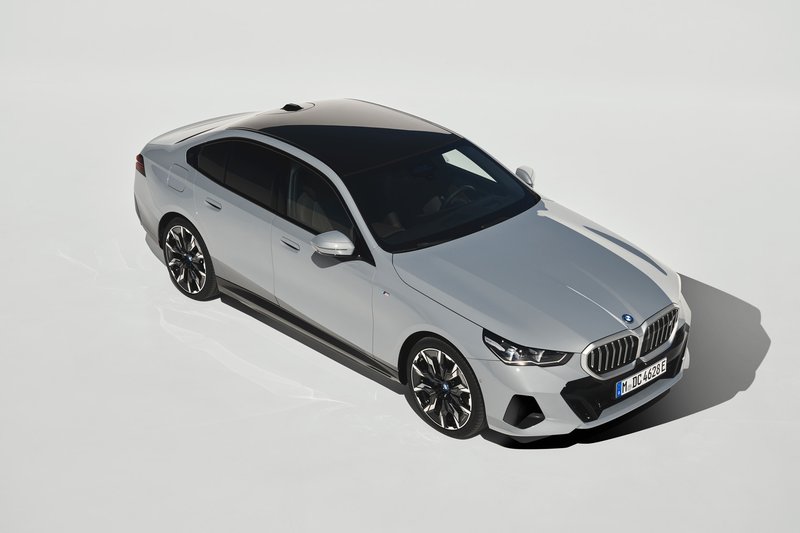▲2024年BMW i5。