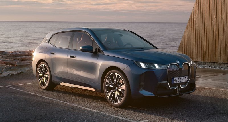 ▲小改款 BMW iX 换上新面容,续航与科技同步升级。