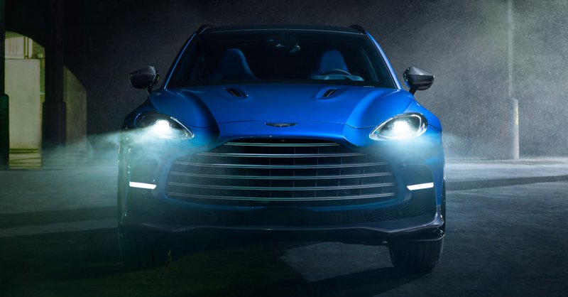 Aston Martin DBX 707
