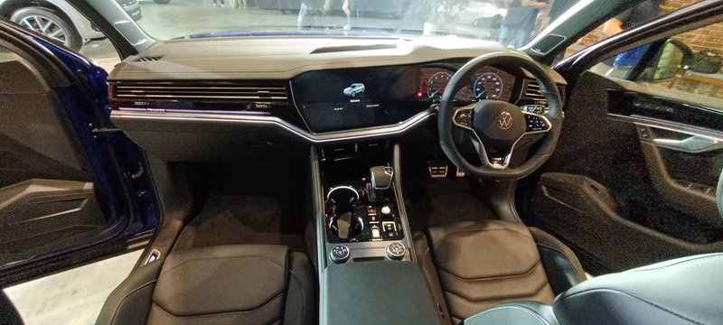 FE240312LLWY02.jpg
