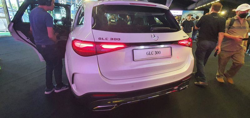 GLC300后车厢外观2.jpg