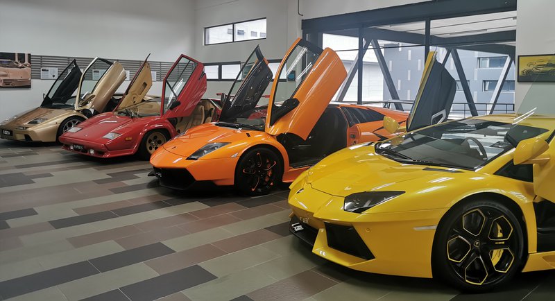 Italy Cars.jpg