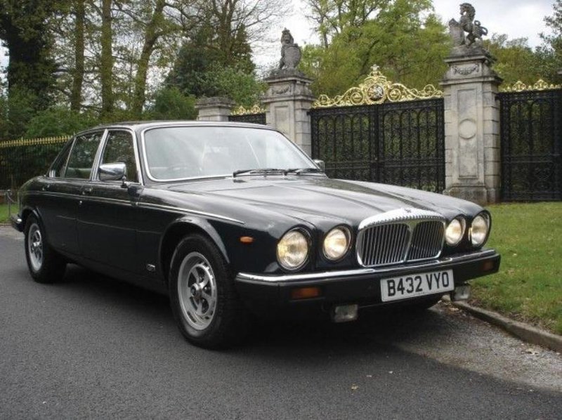 Jaguar Daimler.jpg