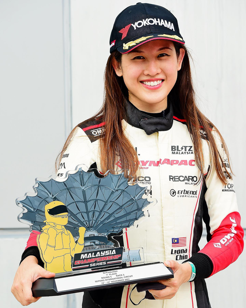 Leona Chin 获得 2021 年马来西亚赛车锦标赛系列上（MCS）的房车锦标赛（TCR）组别的首位女子总冠军.png