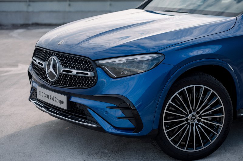 MB GLC 300 Coupe_ (13).jpg