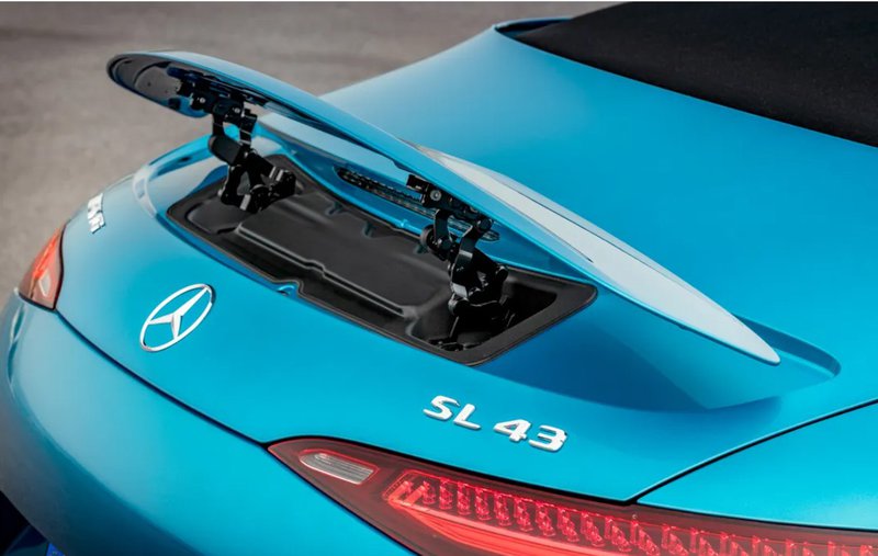 MERCEDES AMG 4.jpg