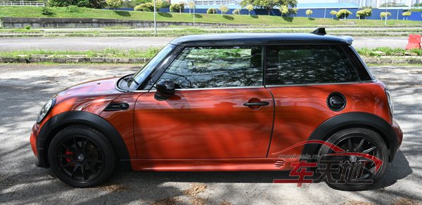 MINI Cooper_FE221221skhA05.jpg