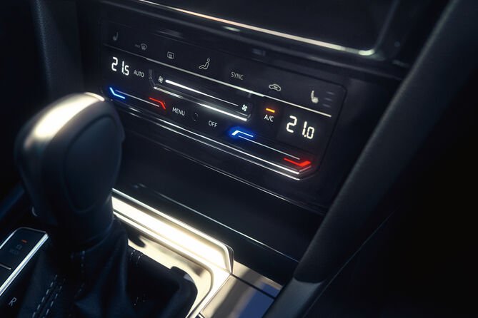 New Volkswagen Passat R-Line-Haptic-touch air con control.jpeg