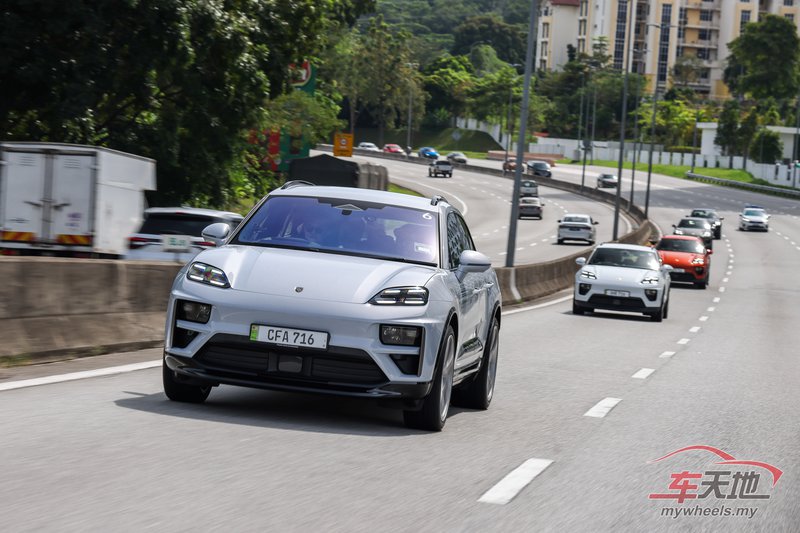 Porsche_Macan_Driving_Experience-19.jpg