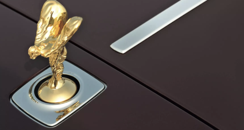 ▲Rolls Royce金色欢庆女神有24K纯金与镀金两种选择。