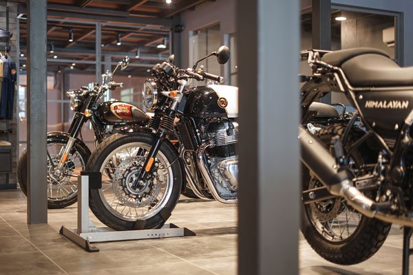 Royal-Enfield-03.jpg
