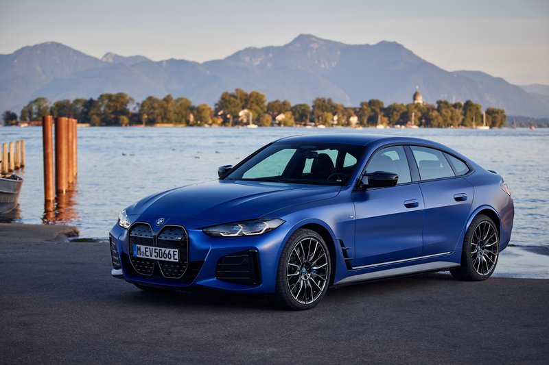 The First-Ever BMW i4 M50_08.jpg
